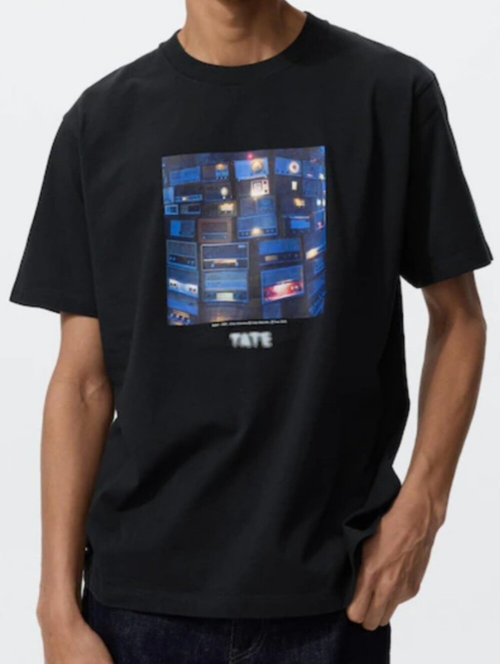Uniqlo Curated By Tate UT Graphic T-Shirt Black XL
